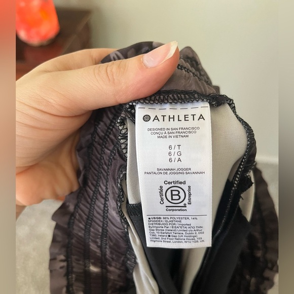 Athleta Grey Floral Savannah Jogger Pants Women’s Size 6T - Picture 14 of 16